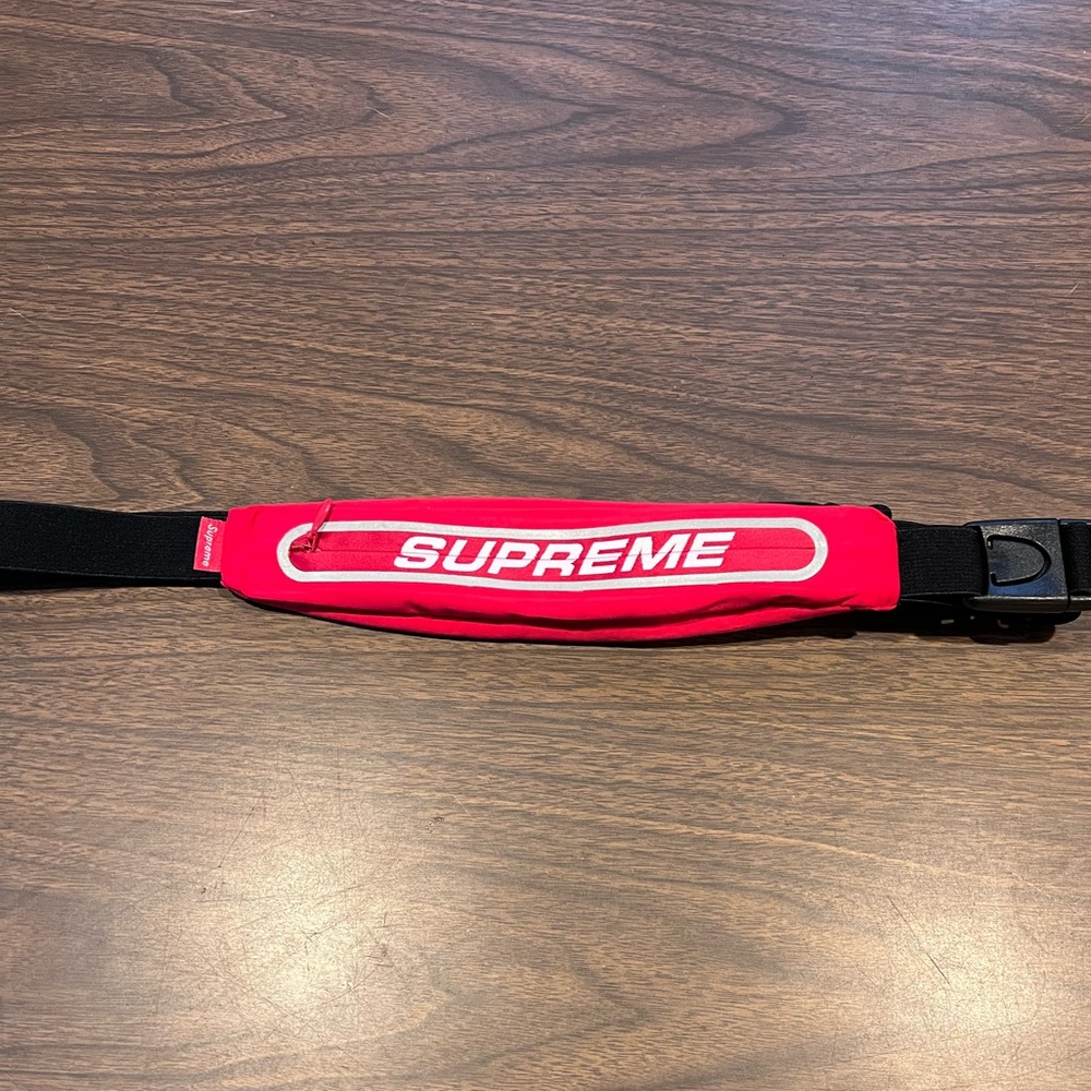 Supreme Running Waist Bag (Red) SS19 Used